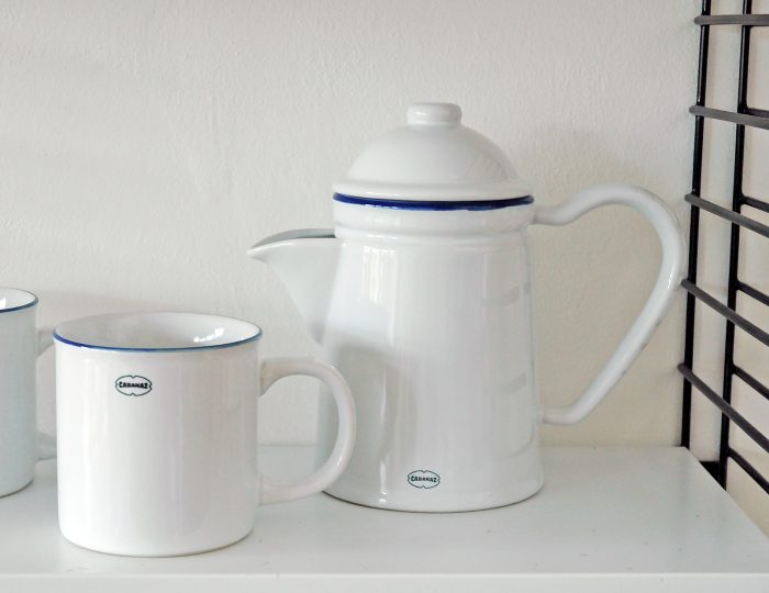 Cabanaz Tea / Coffee pot Classic White 2 BijCees.nl